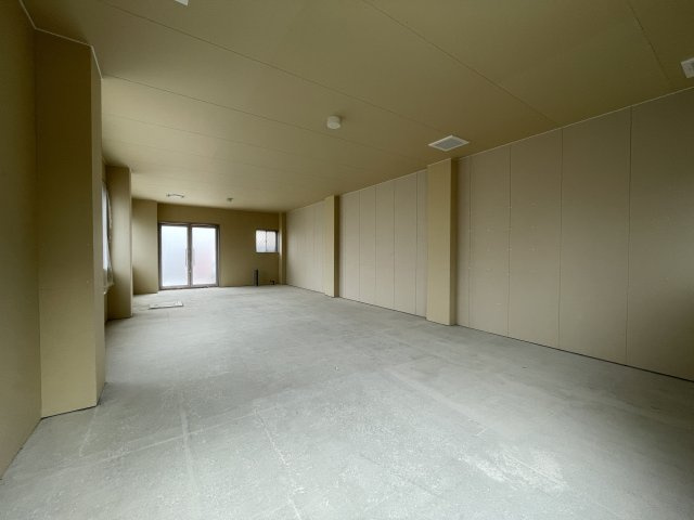 袋井高尾店舗の内装