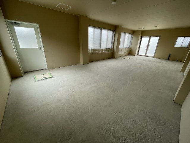 袋井高尾店舗の内装