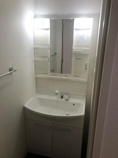 【独立洗面台】 | パロス・コート | ※別室参考写真