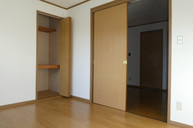 カリーノ・カーサＢの洋室