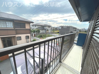 【バルコニー】 | 瑞穂市穂積！軽量鉄骨造築35年！JR穂積駅まで徒歩7分！穂積小学校まで徒歩4分！リフォーム済みです！ | 瑞穂市穂積！軽量鉄骨造築35年！JR穂積駅まで徒歩7分！穂積小学校まで徒歩4分！リフォーム済みです！