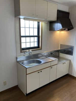 【キッチン】 | ベルエキップ大橋南Ⅱ | 別号室の写真になります。現況優先。