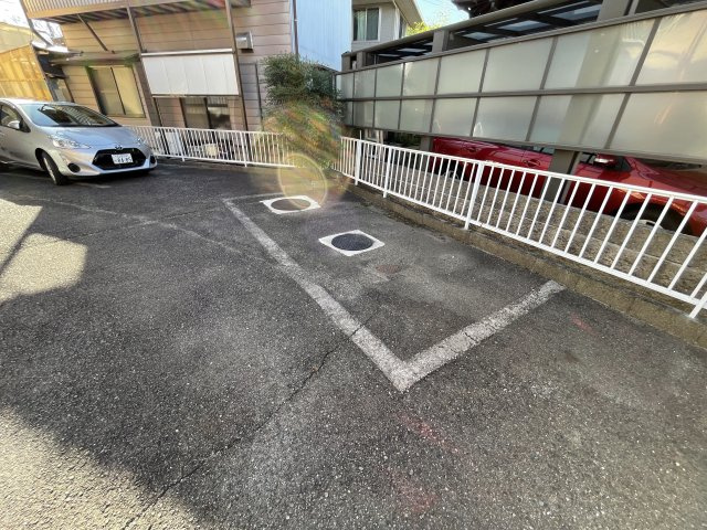 Rockyの駐車場