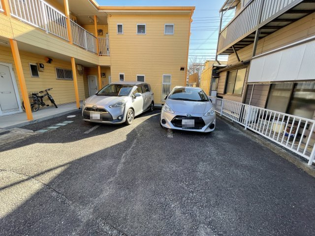 Rockyの駐車場