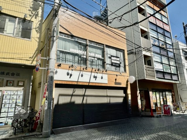 書店ビルIIの外観