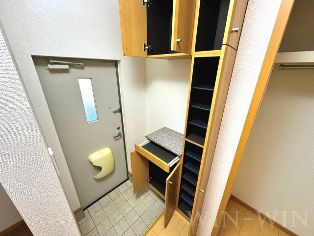 ヴィオラ多米の玄関