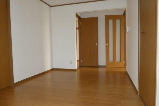 クレストールＤの居間・リビング