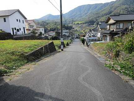 安佐南区沼田町大字吉山　土地の前面道路含む現地写真