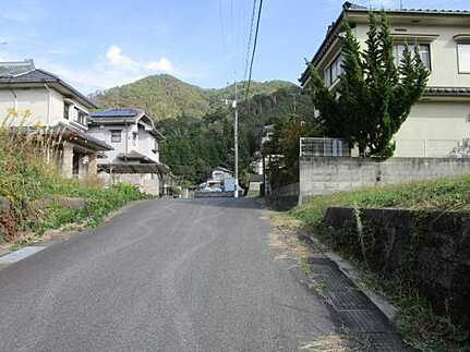 安佐南区沼田町大字吉山　土地の前面道路含む現地写真