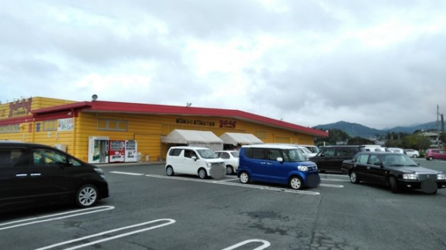 カーサ・ぺキーノの周辺