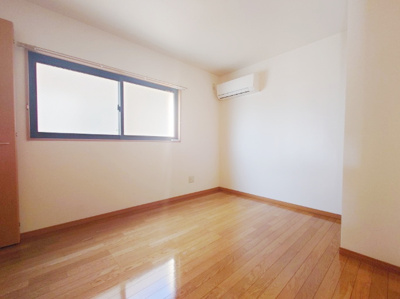 【寝室】 | レジデンス下栗