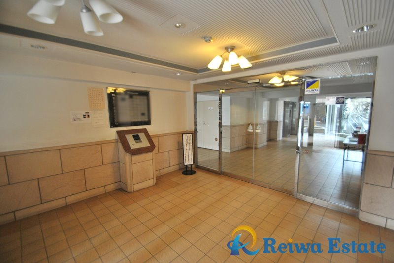 ライオンズプラザ茅ヶ崎駅前のエントランス