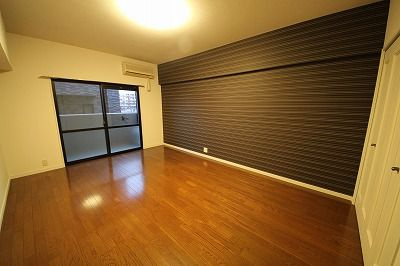 【洋室】 | クリエート駅南 | 別号室の写真になります。現況優先。