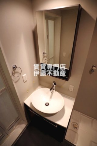 ティーダⅡの洗面所|独立洗面化粧台