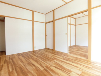 【居間・リビング】 | ファミール愛隣 | 居室と寝室を分けて生活できる２Ｋ。