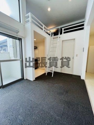 仲介手数料0円！ベーセーベージェーの居間・リビング