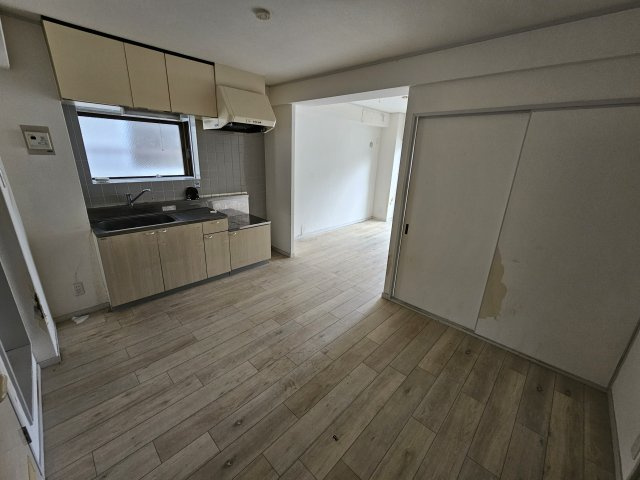 ヴィラ六甲道の居間・リビング