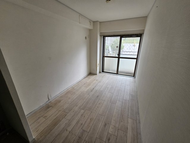 ヴィラ六甲道の居間・リビング