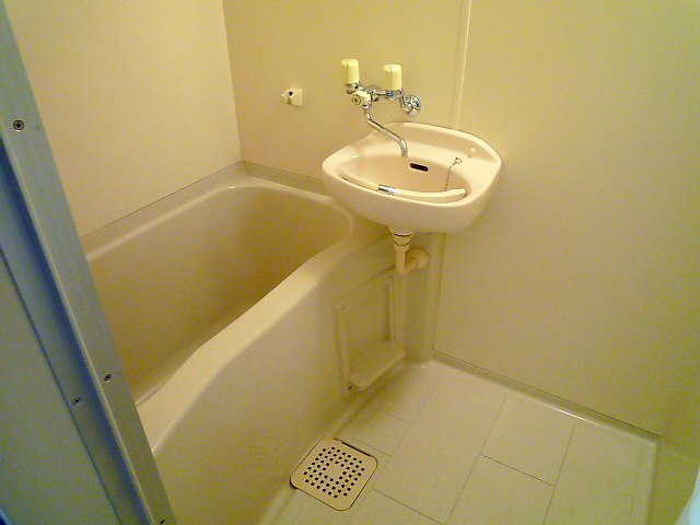 グリーンコートの浴室