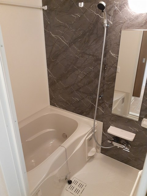 アウラ茂原　梅の浴室