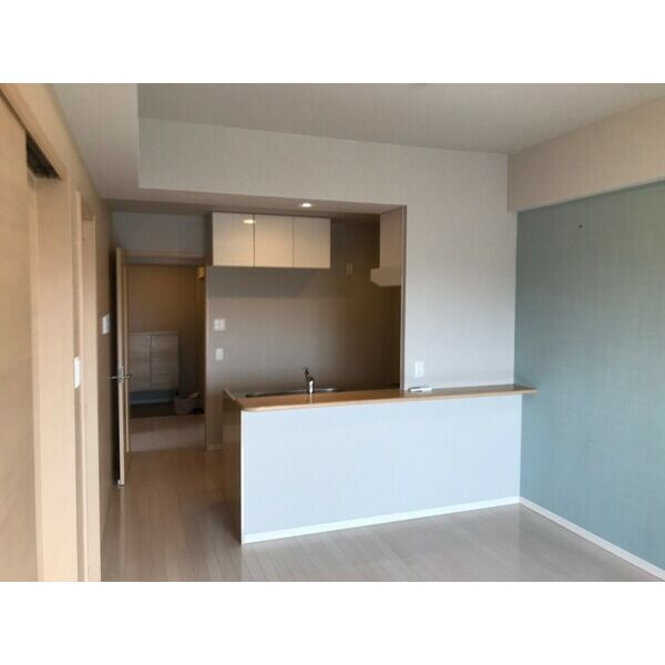 大阪市東成区大今里南６丁目の賃貸マンションの居間・リビング