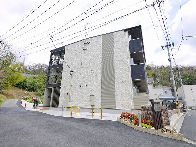 セレーノ東生駒Ｃの外観|外観もきれいです