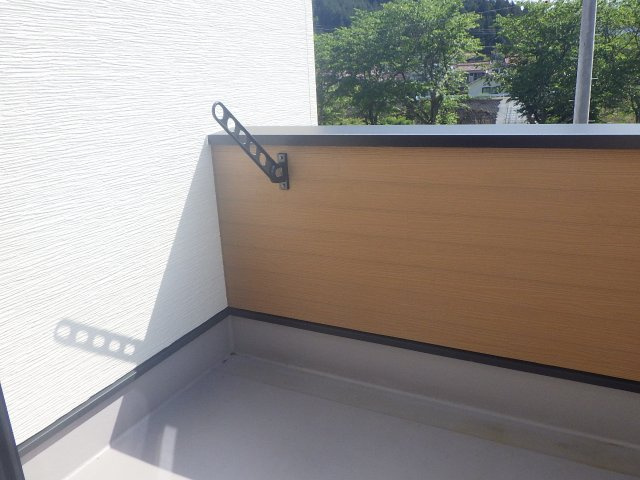 中古戸建　北広島町春木(Ａ／ＡＢＣＤ）のバルコニー