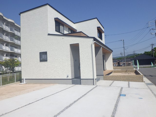 中古戸建　北広島町春木(Ａ／ＡＢＣＤ）の外観