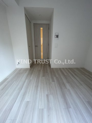 エスリード大阪梅田リュクスの居間・リビング|リビングです