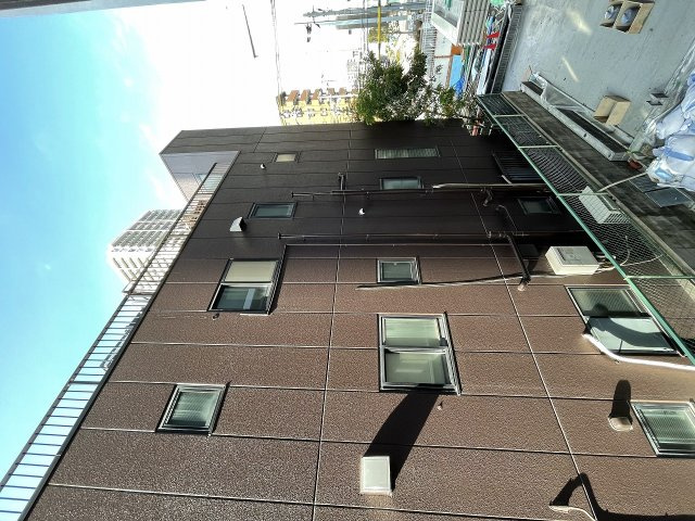 エスリード大阪梅田リュクスの外観|外観もきれいです