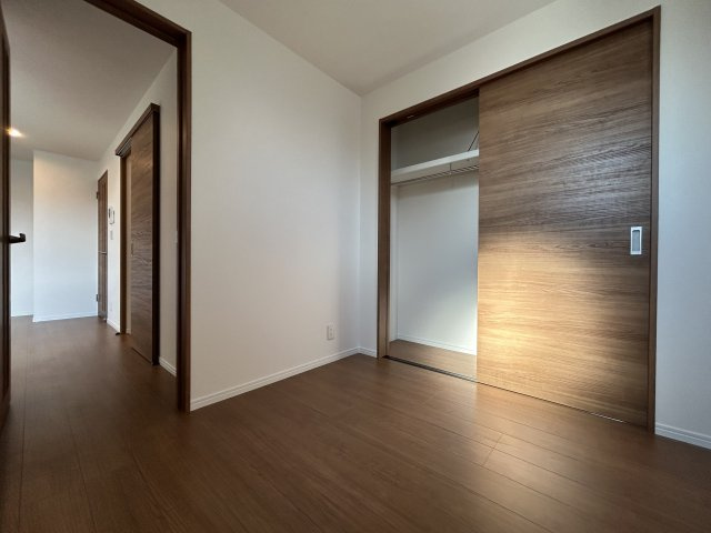 【寝室】Regalest Villa 西川口