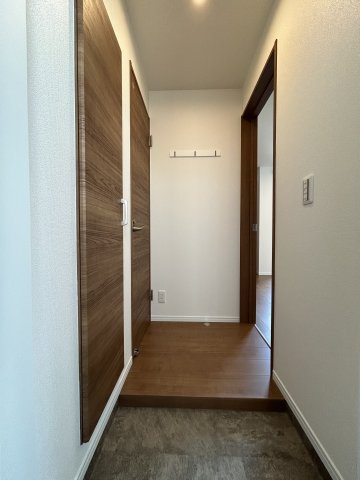 【玄関】Regalest Villa 西川口
