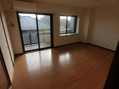 【居間・リビング】 | 滴翠館