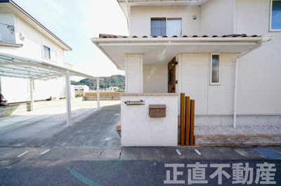 【外観】 | 6/25より★値下げしました！！【連島町連島／西阿知やR2バイパス近くで便利!!】☆彡３ＬＤＫ＋Ｓ・きれいな中古一戸建☆ | 外観はシンプルですが、全体的に木の温かみが感じられます