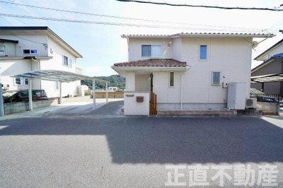 【外観】 | 6/25より★値下げしました！！【連島町連島／西阿知やR2バイパス近くで便利!!】☆彡３ＬＤＫ＋Ｓ・きれいな中古一戸建☆ | オール電化、エコキュートです。