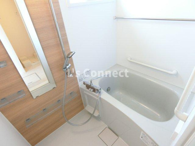 【浴室】 | Ｄ’ｒｏｏｍ八乙女中央Ｄ棟 | 追焚き、浴室乾燥付きのお風呂。