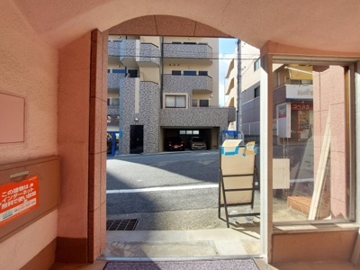 【エントランス】 | 六甲第２ビル