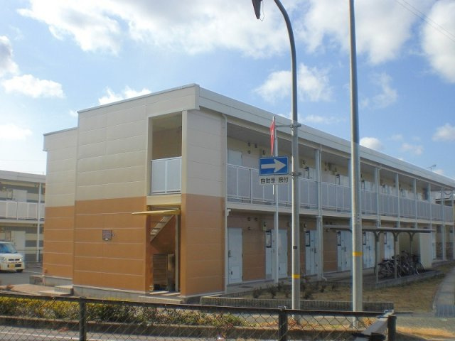 レオパレスフロレスタの外観