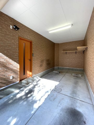 【駐車場】 | ヴィルテージ笹丘 | 駐車場に車を止められます