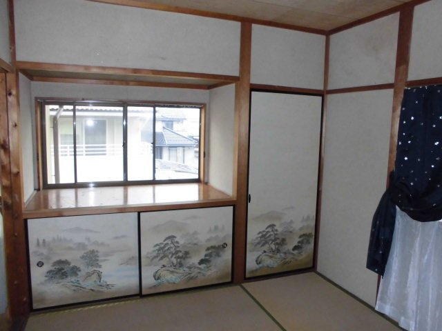 安八郡神戸町大字神戸の和室