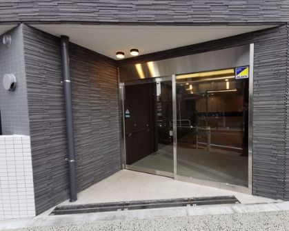 【エントランス】La Douceur赤塚 