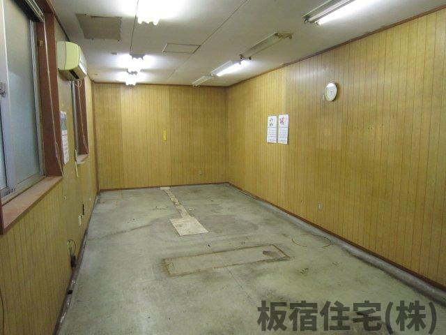  | 長田区浜添通６丁目倉庫