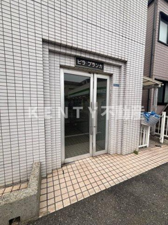 【エントランス】 | 落ち着いたエントランスです
