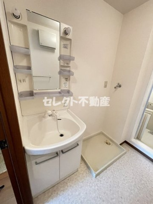 【洗面所】 | マウンテンクレストヒロ | 【マウンテンクレストヒロ】洗面所