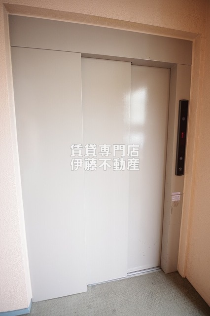 サンク・エトワールのロビー