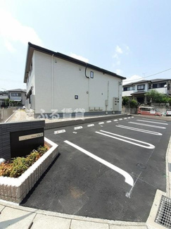 【駐車場】