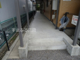 【エントランス】