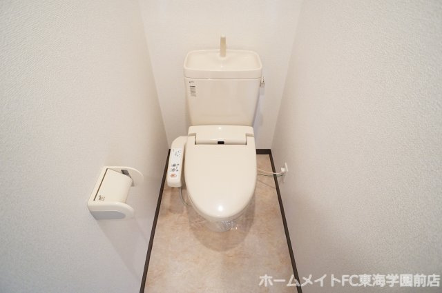 菊池郡菊陽町大字原水の賃貸マンションのトイレ