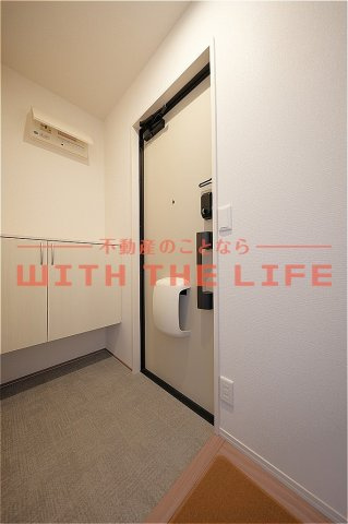 ラ・ルーチェ【キャッシュバック対象物件】の玄関|シンプルで使いやすい玄関です