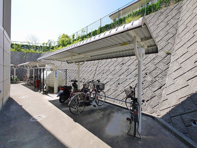 セレーノ東生駒Ｂ棟のその他共用部分|駐輪場があります